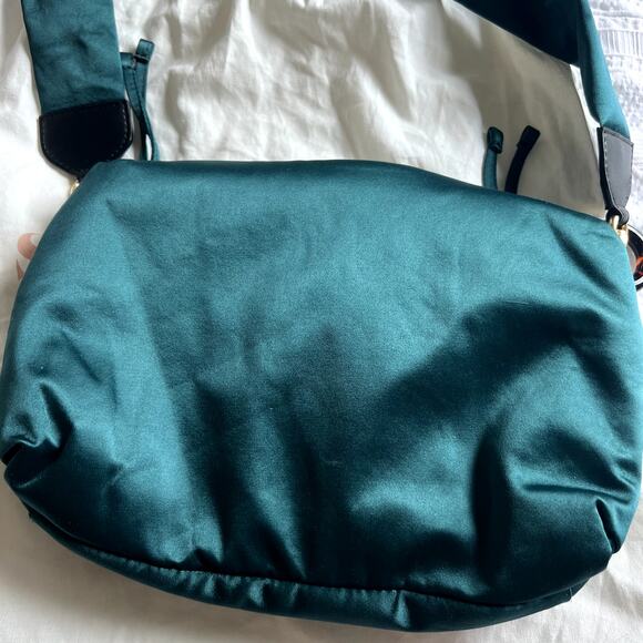 See By Chloe Satin Twilly Camera Bag - Picture 4 of 11